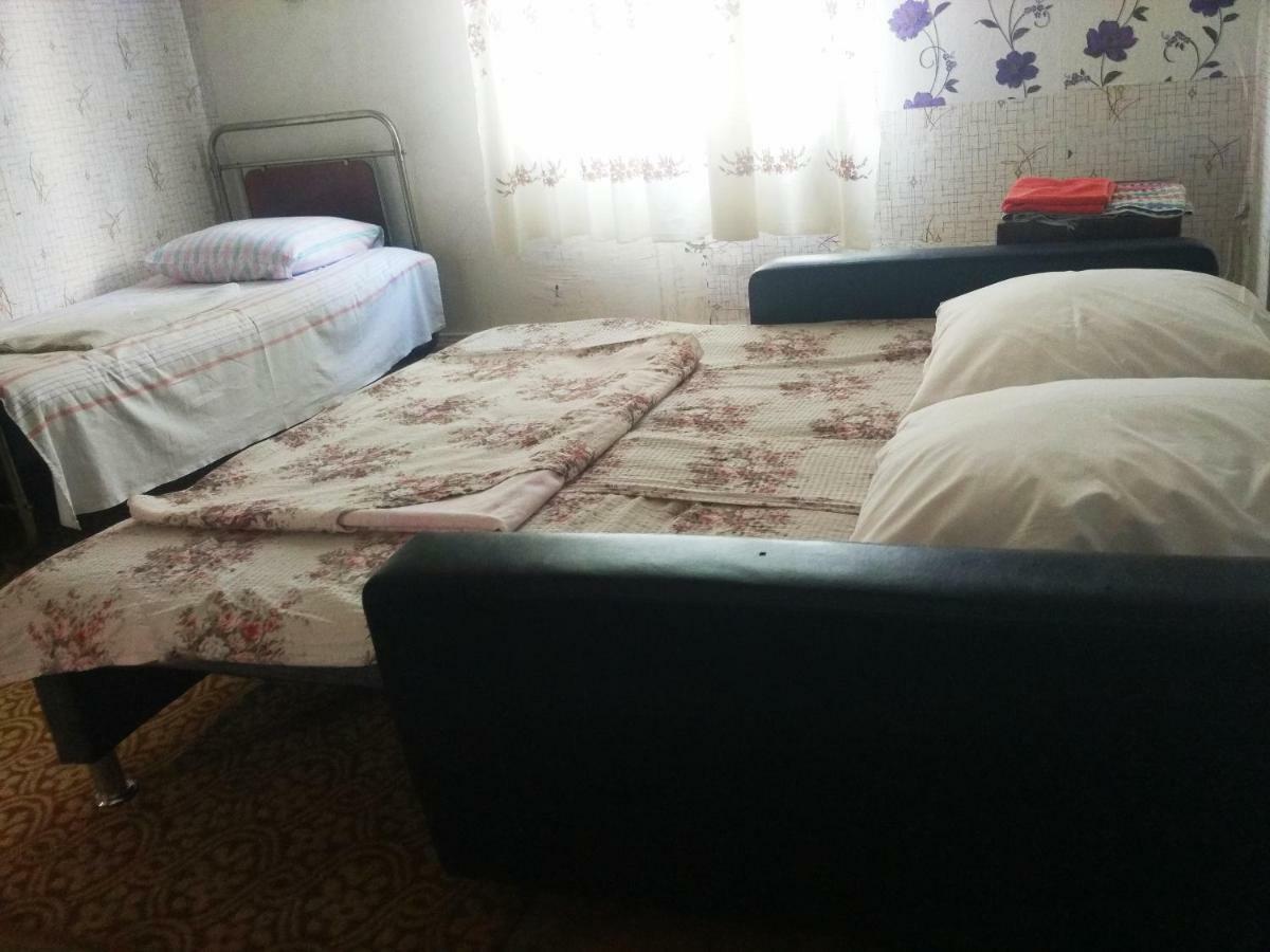 Guest House Knarik Jvari Extérieur photo